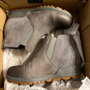 Sorel Gray wedges!